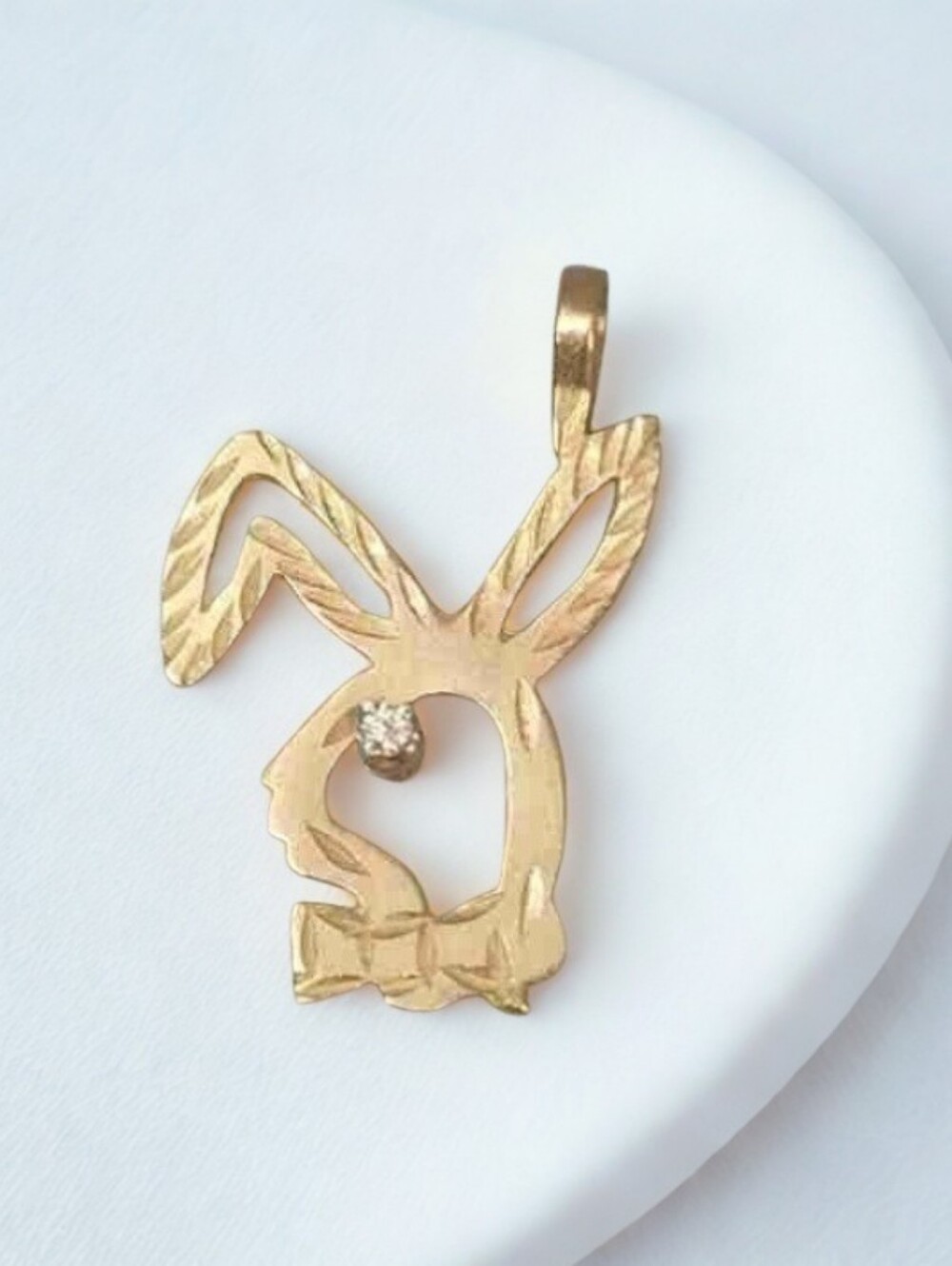 14k Gold Vintage Playboy Bunny Pendant With White Sapphire